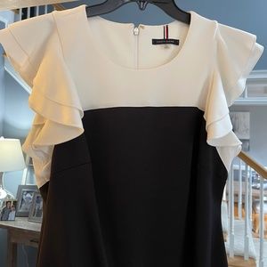 Brand New, Never WorTommy Hilfiger Scuba Crew Neck Color Block Cap Flutter Dress